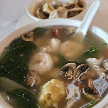 Panda Inn - Wonton Soup - Chinese Near Me - La Palma, California