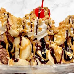 Scoops Ice Cream & Milkshake Bar in Boynton Beach gift card
