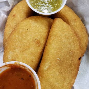Komaos - Empanadas de Carne Mechada - Fast Food Near Me - Lawrenceville, Georgia Komaos - Empanadas de Carne Mechada - Fast Food Near Me - Lawrenceville, Georgia