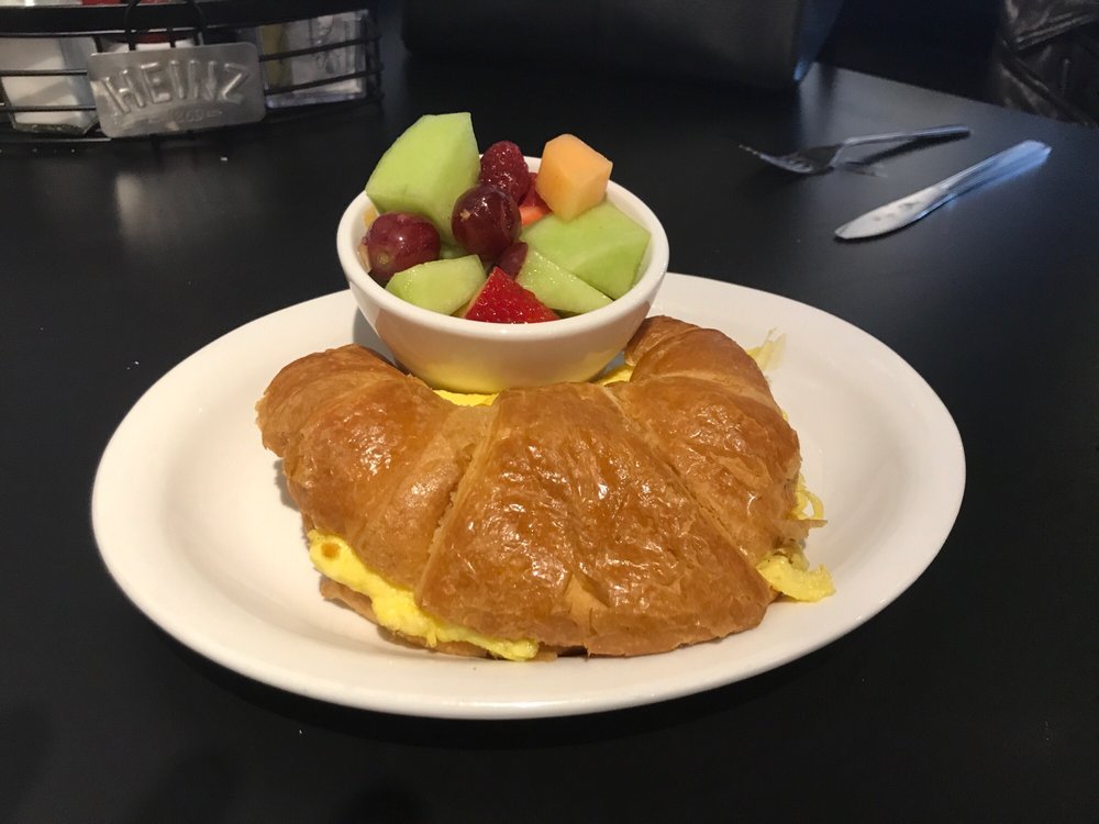 GOLDIE’S DELI & RESTAURANT 42 Photos & 68 Reviews 13359 Pearl Rd