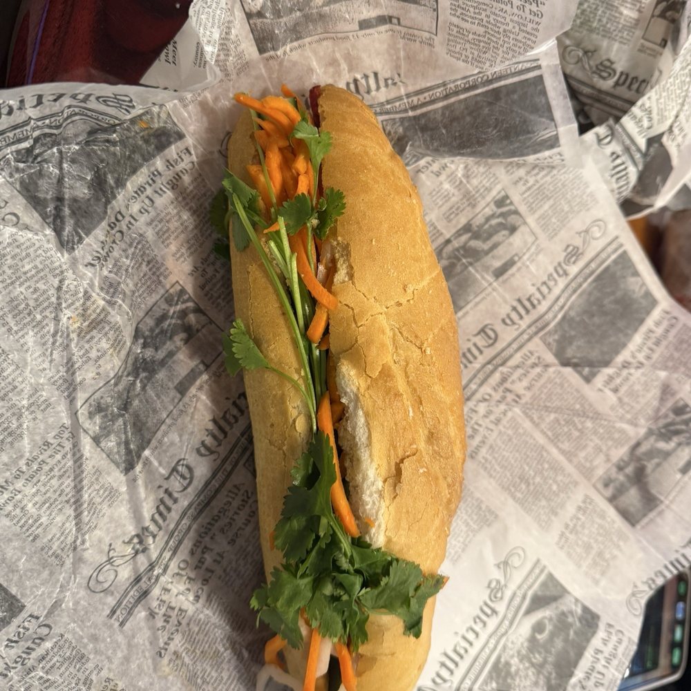 BBQ pork banh mi