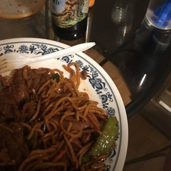 Hong Kong Restaurant - a plate of noodles and a bottle of beer - Chinese Near Me - Wallingford, Connecticut Hong Kong Restaurant - a plate of noodles and a bottle of beer - Chinese Near Me - Wallingford, Connecticut