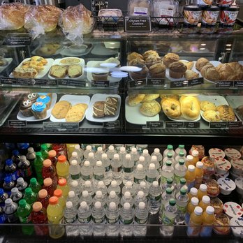 J.P. Licks - Cambridge - Interior/Inside- Pastry and Drink Options - Ice Cream & Frozen Yogurt Near Me - Cambridge, Massachusetts