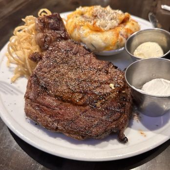 CHARLIE BROWN’S STEAKHOUSE - Updated March 2026 - 93 Photos & 172 ...