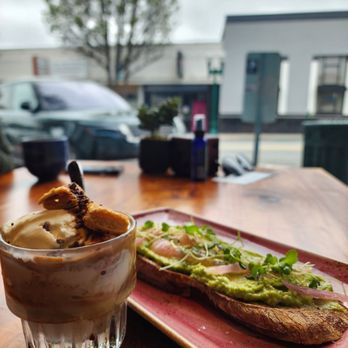 Plucky’s Cafe - Cafes Near Me - Burlingame, California Plucky’s Cafe - Cafes Near Me - Burlingame, California