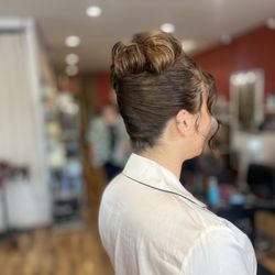 Jira Salon - Updo Hairstyle by Jira