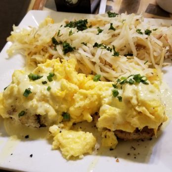 Batter & Berries - Crab Cake Benedict - Breakfast & Brunch Near Me - Chicago, Illinois Batter & Berries - Crab Cake Benedict - Breakfast & Brunch Near Me - Chicago, Illinois