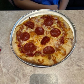 Bubba's 33 - Kids pepperoni pizza - Burgers Near Me - Fayetteville, North Carolina