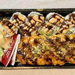 Lucky Sushi - Special roll and volcano roll