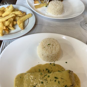 Le Symposium - French Near Me - Paris, 75