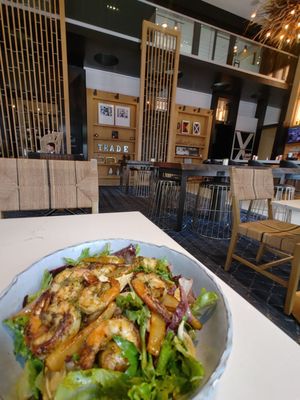 Trade Restaurant & Lounge by null