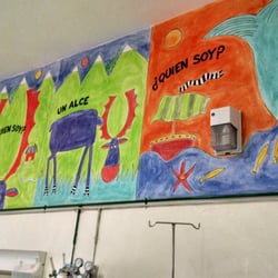 Hospital De La Amistad Corea-México - Murales entretenidos en el área de hospitalización