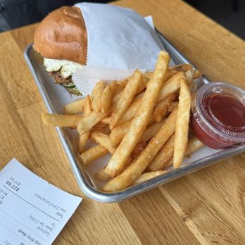 Common Table - Burgers Near Me - San Diego, California