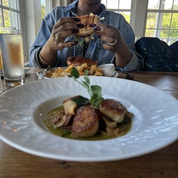 Heirloom - Scallops with Micro Greens and Cheeseburger - Wine Bars Near Me - Virginia Beach, Virginia