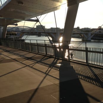 Kurilpa Bridge - Landmarks & Historical Buildings Near Me - Brisbane, QLD