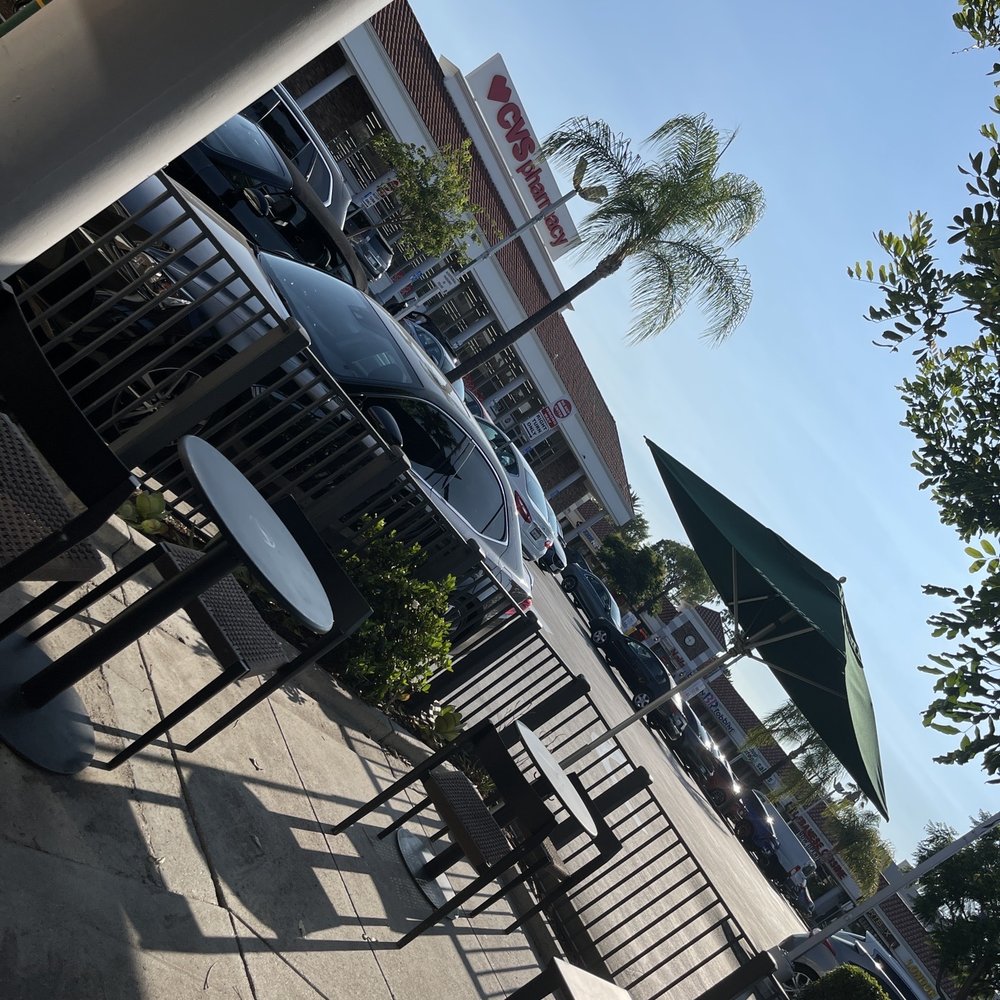 Starbucks - Coffee & Tea Near Me - Encino, California Starbucks - Coffee & Tea Near Me - Encino, California