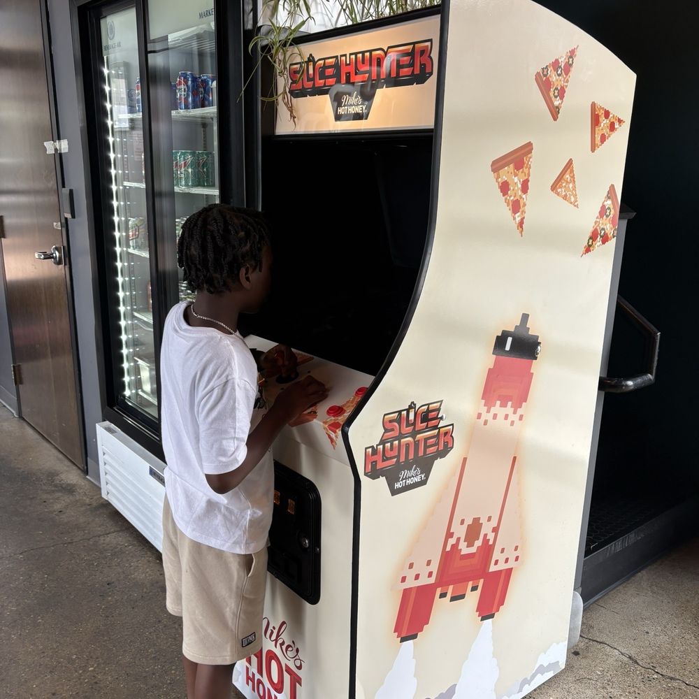Futuro - Space shooter video game - Pizza Near Me - Indianapolis, Indiana Futuro - Space shooter video game - Pizza Near Me - Indianapolis, Indiana