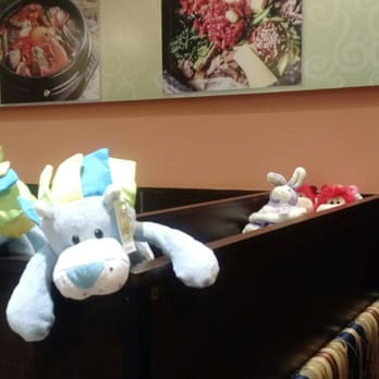 Kim’s Tofu - Cute stuffed animals by the seats - Korean Near Me - Richmond Hill, Ontario