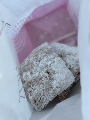 Beignets Expressed by null