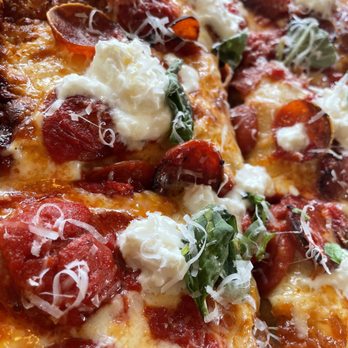 Pizzeria da Laura - Detroit Ray J - Pizza Near Me - Berkeley, California Pizzeria da Laura - Detroit Ray J - Pizza Near Me - Berkeley, California