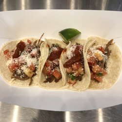 Papacitos Burritos - Street tacos
