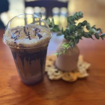 Bubz - Iced Ube Latte - Cafes Near Me - Bremerton, Washington