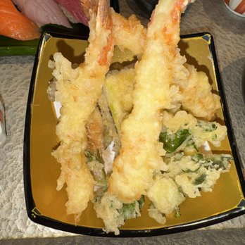 Kaiten Sushi Ginza Onodera Hawaii - Tempura in the Teishoku set - Conveyor Belt Sushi Near Me - Honolulu, Hawaii