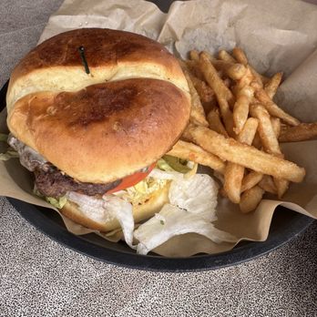 Macky's Grill - Mackys burger - Burgers Near Me - Payson, Arizona