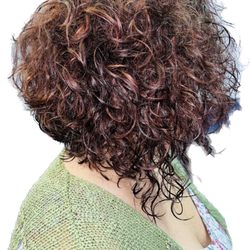 Ryan Jacobs Hair Salon