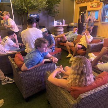 Odie's - Outdoor seating - Bars Near Me - Nashville, Tennessee