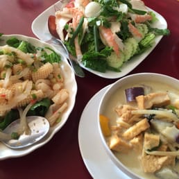 Squid Salad, Thai Orchid Salad and Green Curry with Tofu. All fanatic! Squid Salad, Thai Orchid Salad and Green Curry with Tofu. All fanatic!