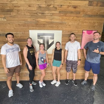 Sandy Lake CrossFit - Gyms Near Me - Coppell, Texas