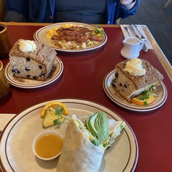 Hobee's Restaurant - Breakfast & Brunch Near Me - Sunnyvale, California
