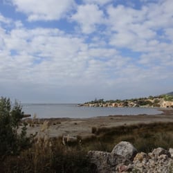 Büyük Menderes Deltası Millî Parkı - Tip : zet je auto bij 1 van de 4 restaurants en reserveer vast een tafel en een visje. Dan de 5 km lopen naar het einde, Zeer fraai