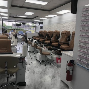 Le Nails - Nail Salons Near Me - St. Catharines, Ontario Le Nails - Nail Salons Near Me - St. Catharines, Ontario