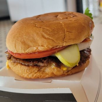 Steak ’n Shake - Double cheeseburger - Burgers Near Me - Springfield, Ohio