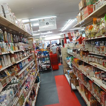Konbiniya Japan Centre - a grocery store aisle - International Grocery Near Me - Vancouver, British Columbia Konbiniya Japan Centre - a grocery store aisle - International Grocery Near Me - Vancouver, British Columbia