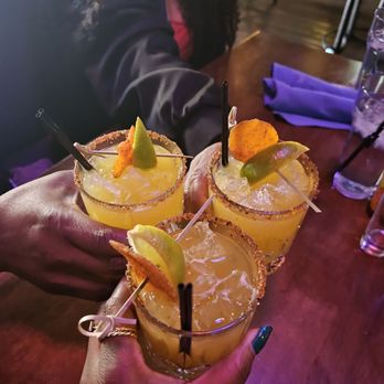 18bin - Mami's Mangos - Bars Near Me - Las Vegas, Nevada