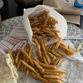 Baker's Drive-Thru - Burnt old fries - Burgers Near Me - Corona, California