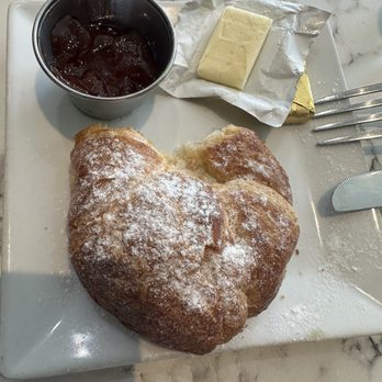 Ponty Bistro - Pastry - French Near Me - New York, New York