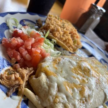 Casa De Pico - Chicken Burrito - Mexican Near Me - La Mesa, California Casa De Pico - Chicken Burrito - Mexican Near Me - La Mesa, California