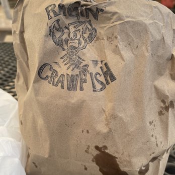 Ragin' Crawfish - Cajun/Creole Near Me - Oxnard, California