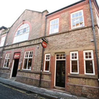 Oscar's Wine Bar - Wine Bars Near Me - York, YOR