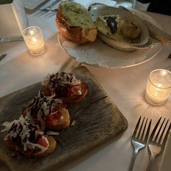 Alexanders on 30th - Starters - bruschetta and Brie - Italian Near Me - San Diego, California Alexanders on 30th - Starters - bruschetta and Brie - Italian Near Me - San Diego, California