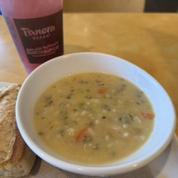 Cream of Chicken & Wild Rice Soup - Group Cream of Chicken & Wild Rice Soup - Group