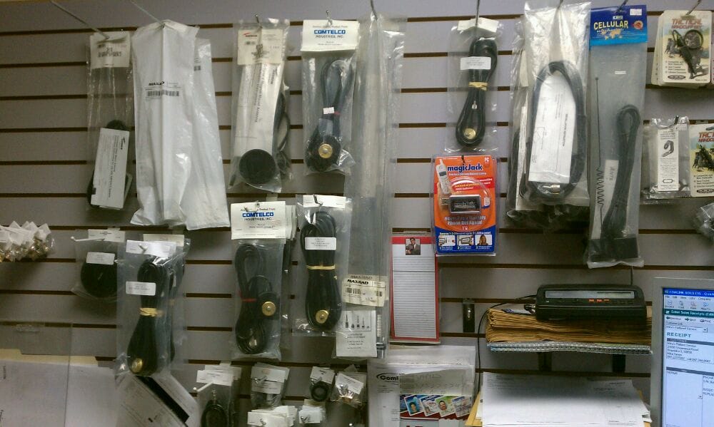 COMLINK WIRELESS Updated September 2024 32 Photos 34181 N US Hwy