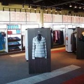 CorePower Yoga - South Loop - Retail Area - Yoga Near Me - Chicago, Illinois CorePower Yoga - South Loop - Retail Area - Yoga Near Me - Chicago, Illinois