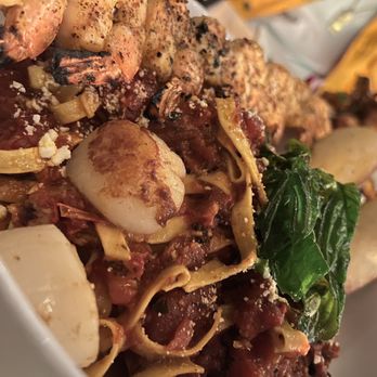 Dosalas - Fettuccine with shrimp and scallops - Latin American Near Me - Vancouver, Washington Dosalas - Fettuccine with shrimp and scallops - Latin American Near Me - Vancouver, Washington