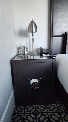 Harbor Court Hotel by null