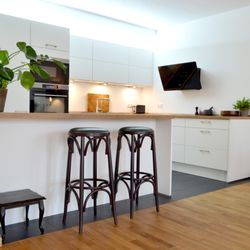 Raini Peters Interior Design + Styling